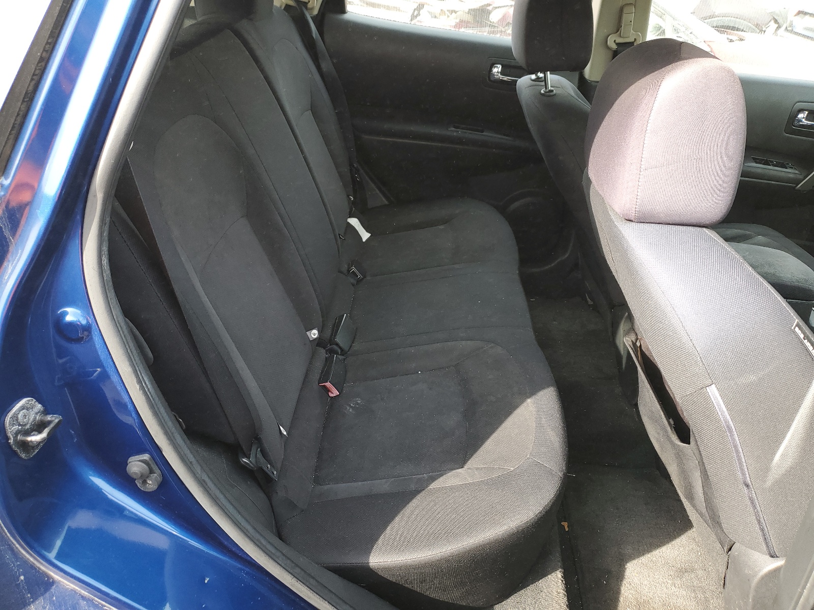 JN8AS5MV7AW120737 2010 Nissan Rogue S