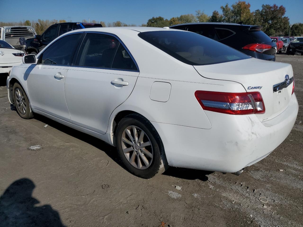 4T1BK3EK1BU609622 2011 Toyota Camry Se