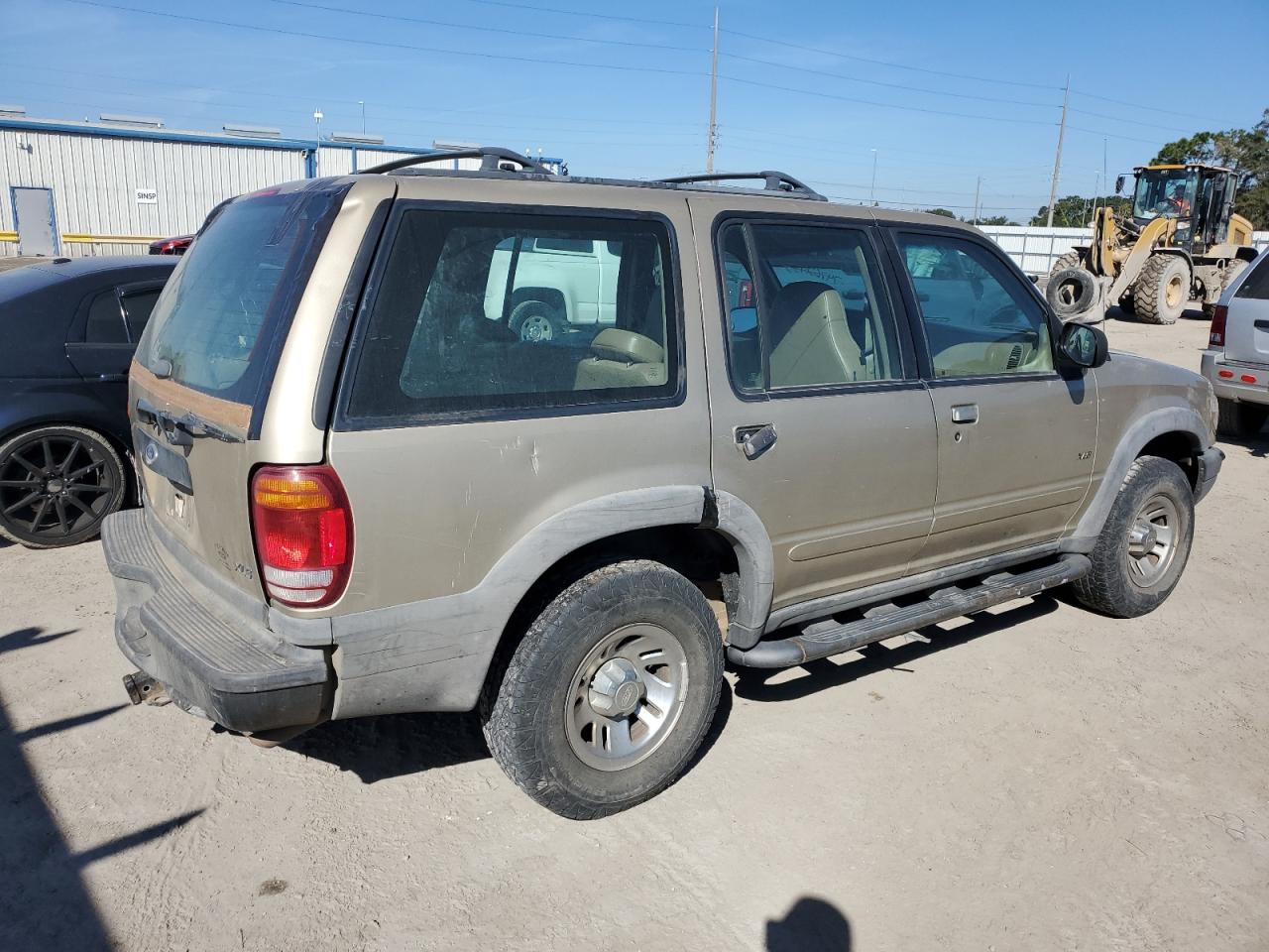 1999 Ford Explorer - Image 3