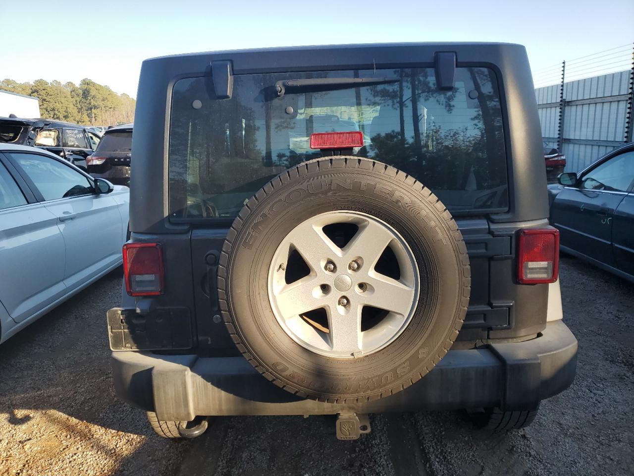 2017 Jeep Wrangler Sport VIN: 1C4GJWAG9HL601055 Lot: 75730683