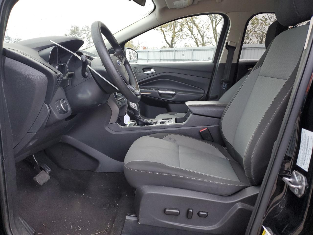 1FMCU9GDXJUD13402 2018 Ford Escape Se