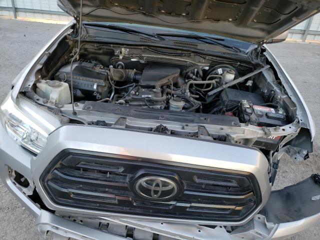 5TFAX5GN0JX123465 | 2018 Toyota tacoma double cab