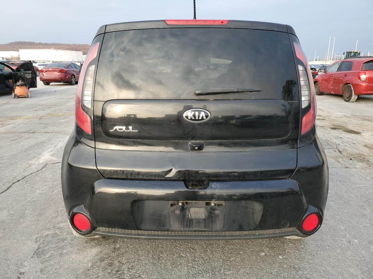 2016 Kia Soul + VIN: KNDJP3A52G7821470 Lot: 77399053