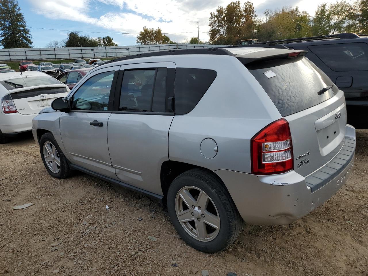 2008 Jeep Compass Sport VIN: 1J8FF47W58D514594 Lot: 75189563