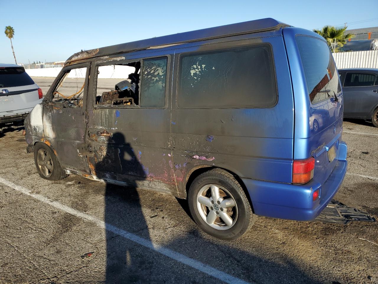 WV2NB47061H099148 2001 Volkswagen Eurovan Mv