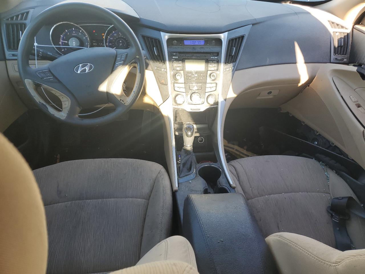 2011 Hyundai Sonata - Image 8