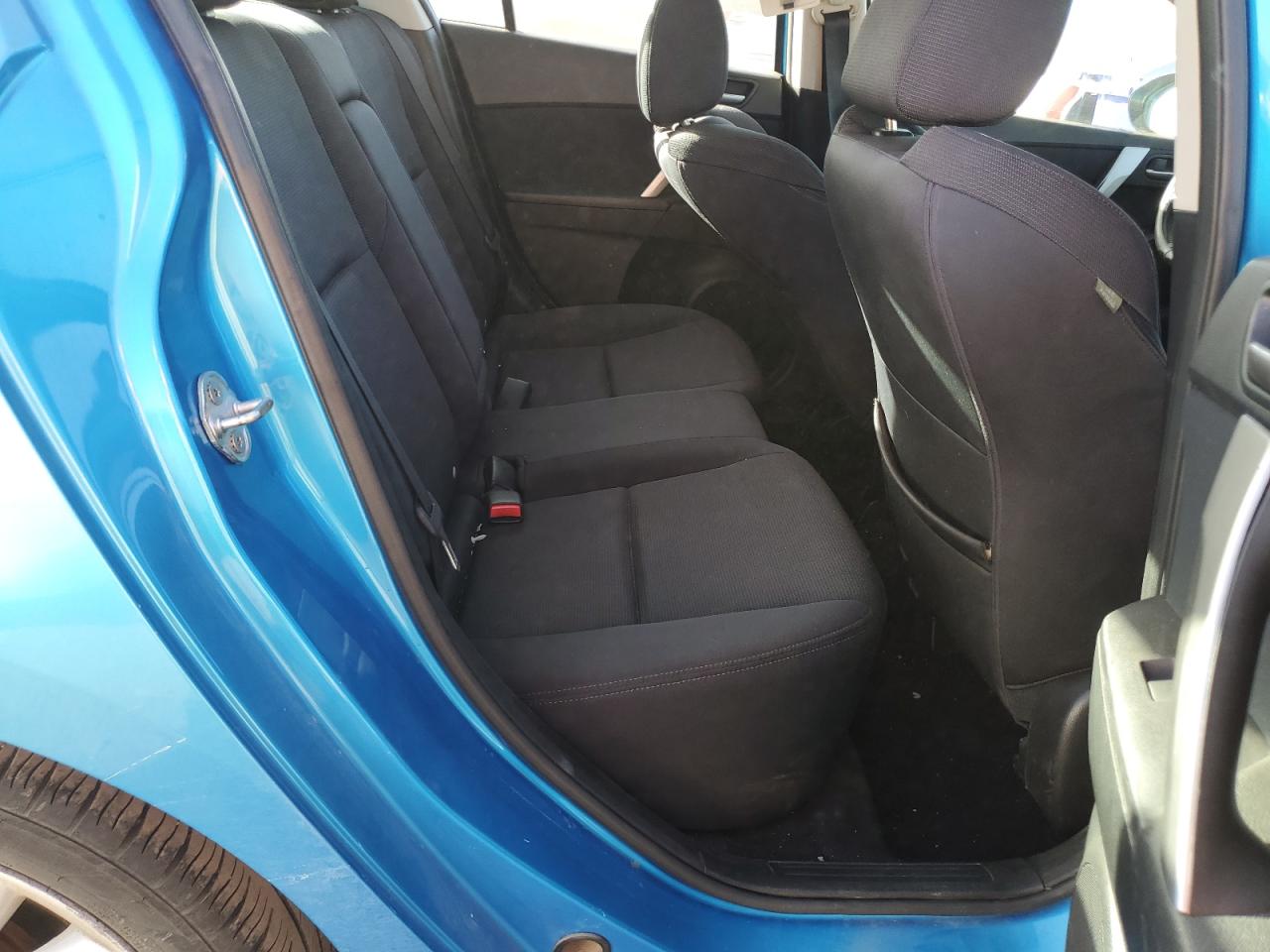 2010 Mazda 3 S VIN: JM1BL1S5XA1177326 Lot: 75305583