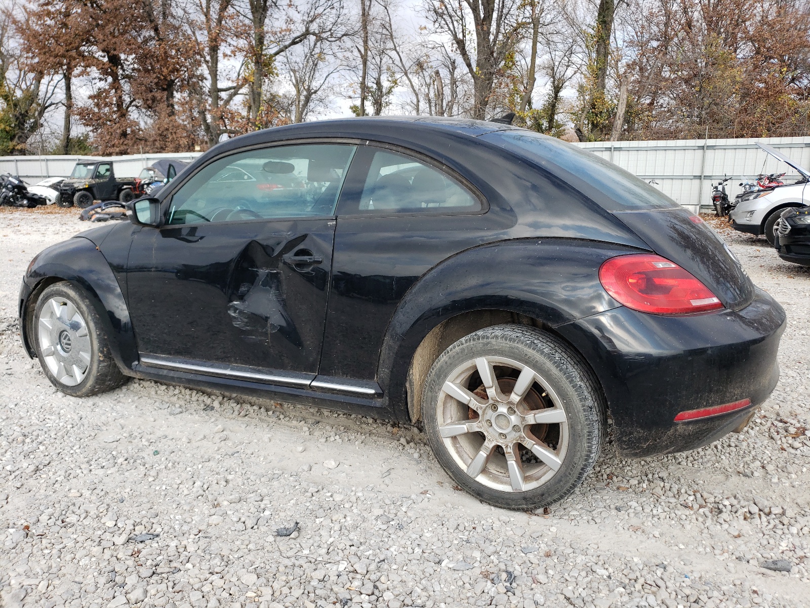 2012 Volkswagen Beetle vin: 3VWJP7AT6CM662312