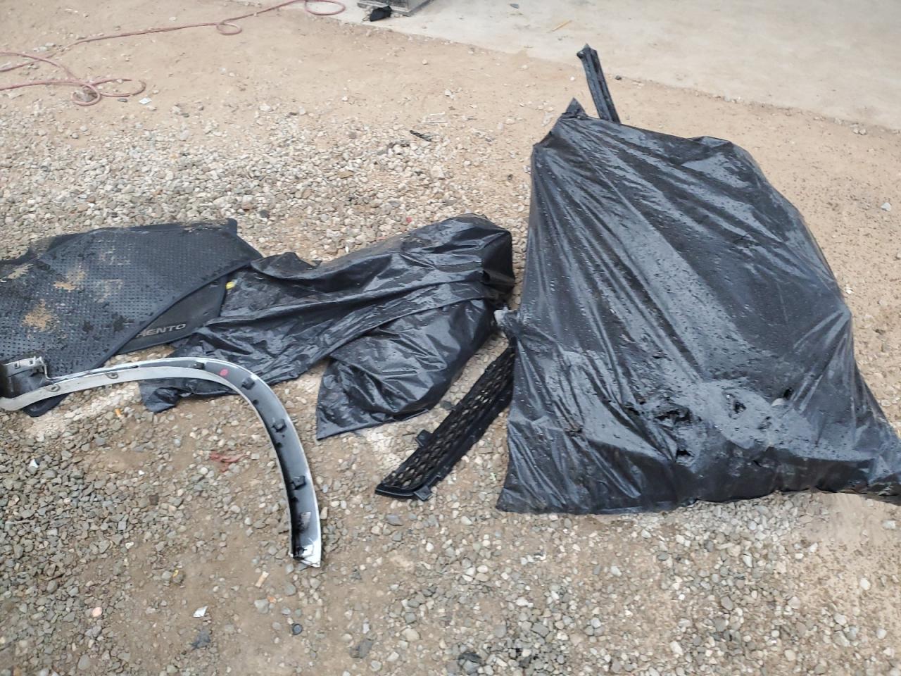 2013 Kia Sorento Sx VIN: 5XYKW4A27DG400975 Lot: 75689103