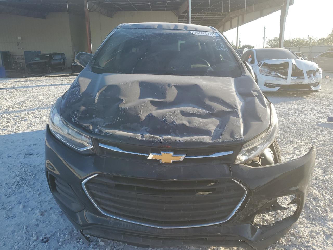 VIN 3GNCJKSB7KL198240 2019 CHEVROLET TRAX no.5