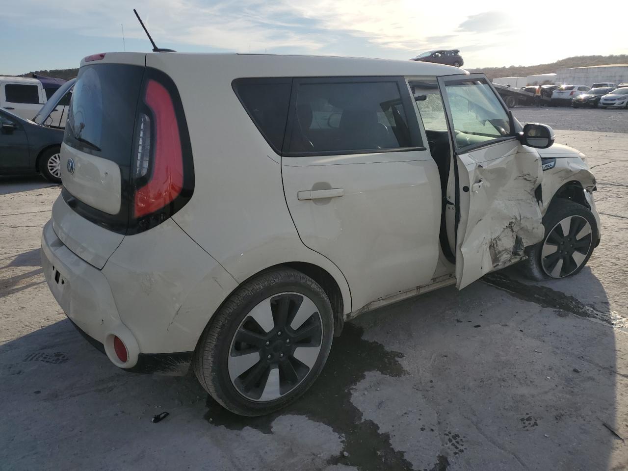 2015 Kia Soul ! VIN: KNDJX3A51F7216368 Lot: 75200493