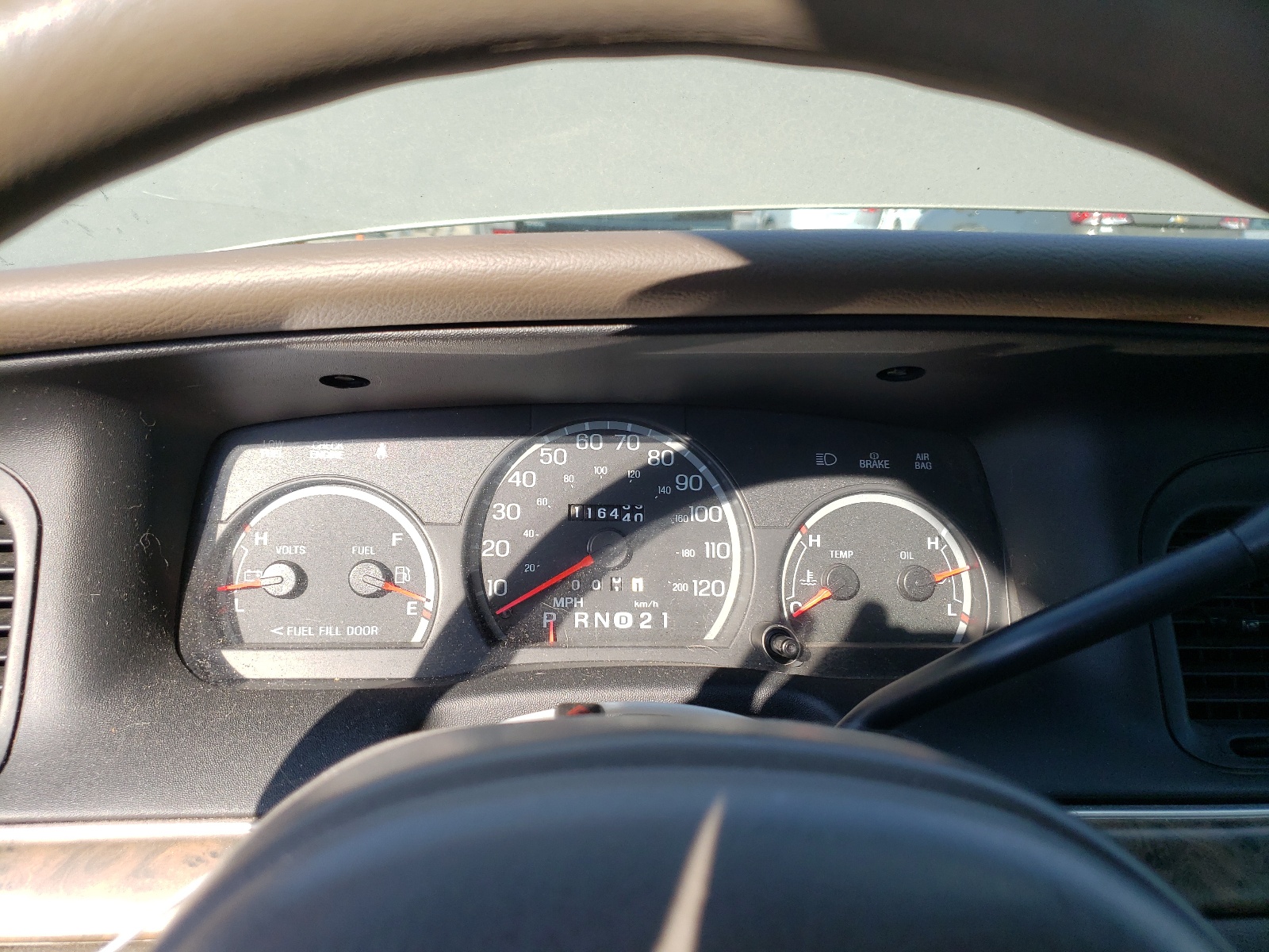 2FAFP73W3XX100531 1999 Ford Crown Victoria