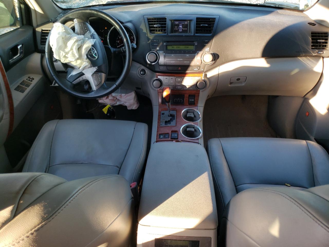 2010 Toyota Highlander Limited VIN: 5TDDK3EH2AS040896 Lot: 75671413