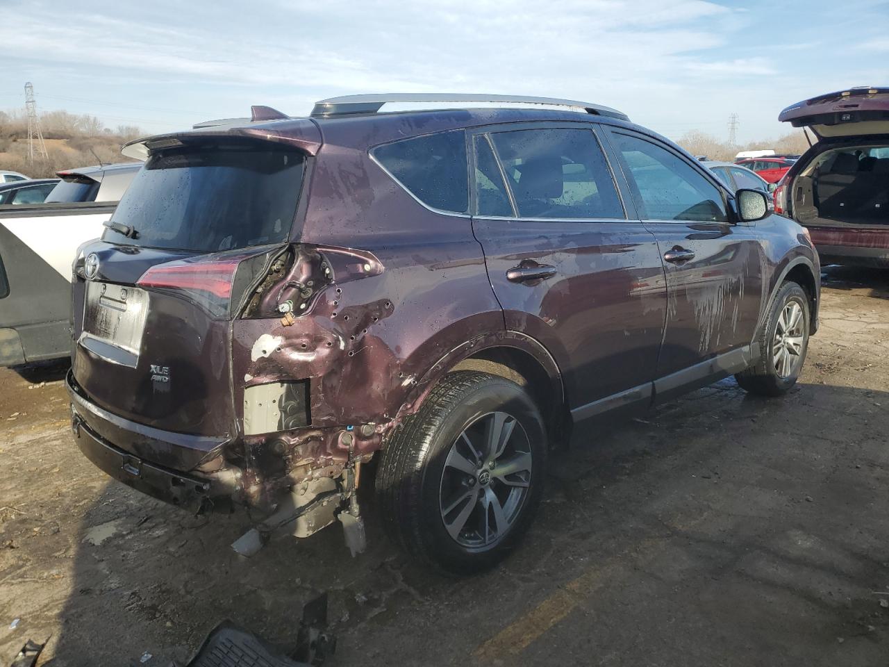 2T3RFREV1JW830580 2018 Toyota Rav4 Adventure