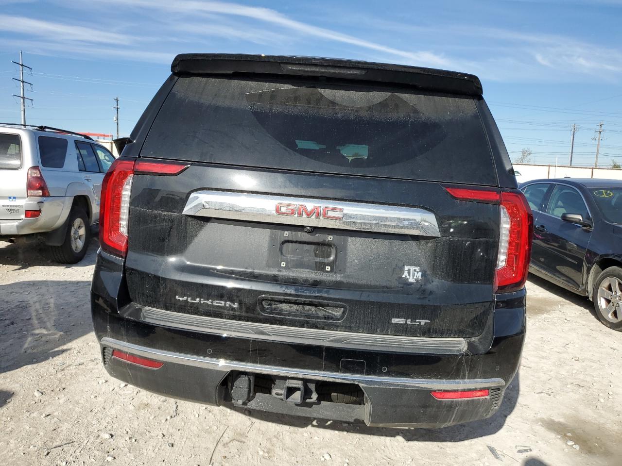 2021 GMC Yukon Xl C1500 Slt VIN: 1GKS1GKD4MR327148 Lot: 71634255