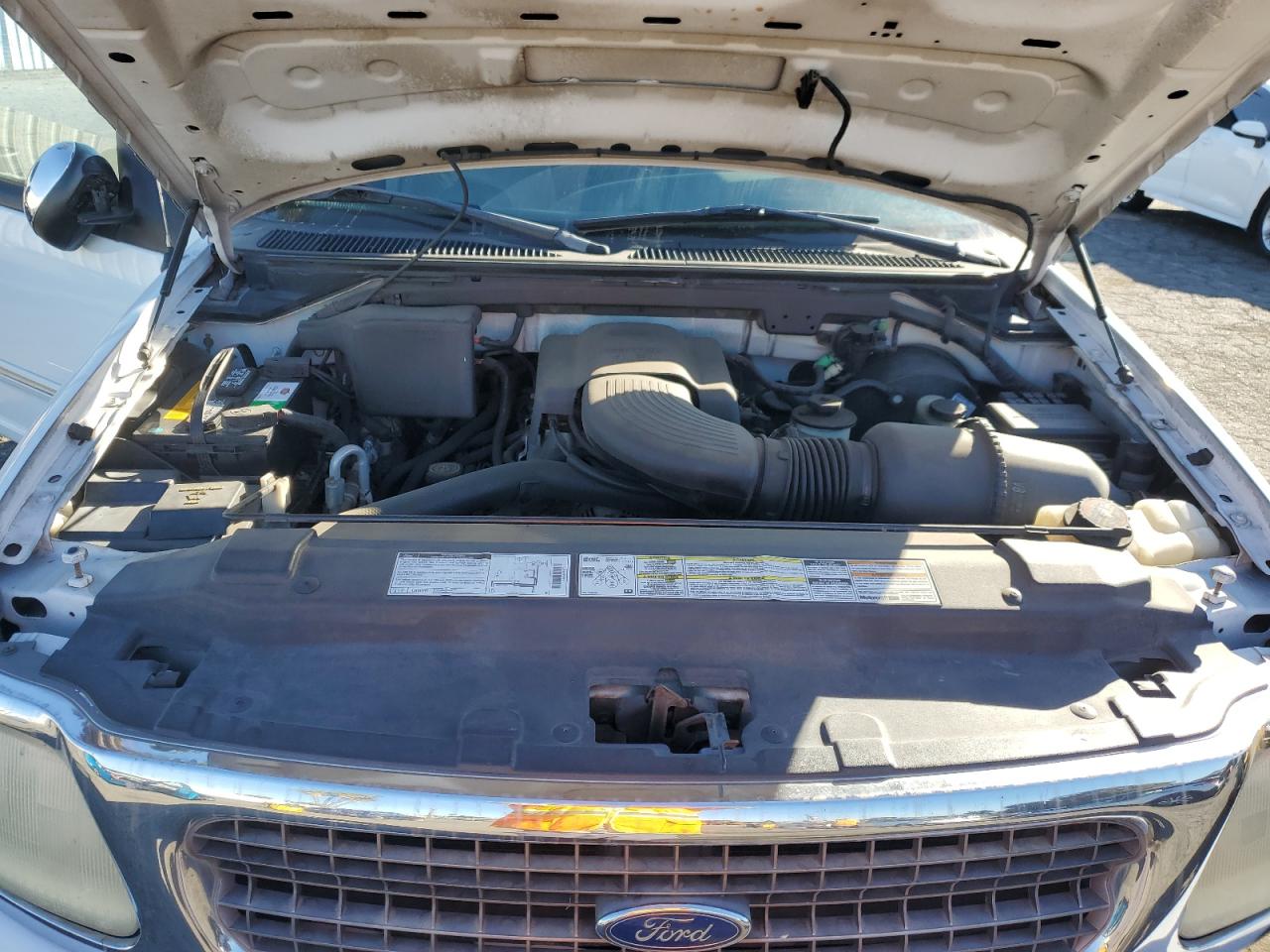 1998 Ford Expedition VIN: 1FMRU1762WLB97428 Lot: 74829103