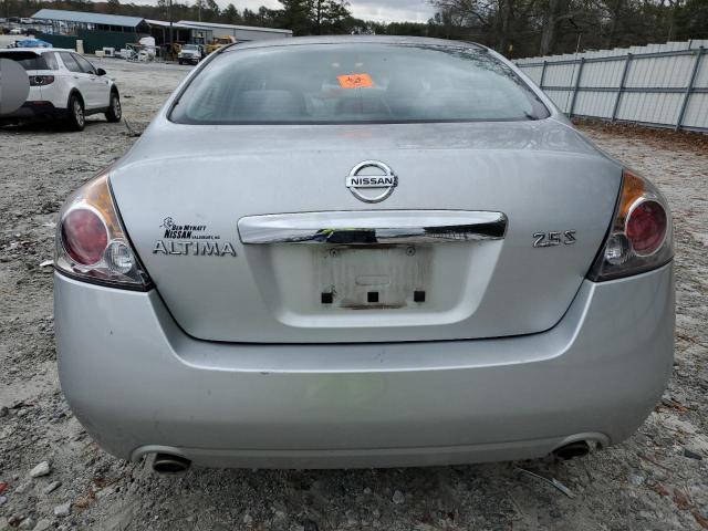 Sedans NISSAN ALTIMA 2012 Srebrny