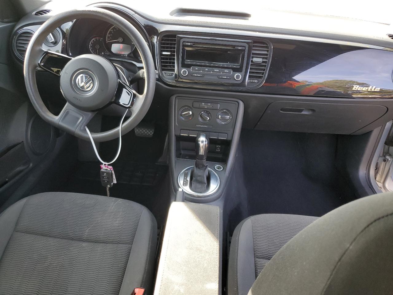 2013 Volkswagen Beetle VIN: 3VWFP7AT3DM670214 Lot: 76697263