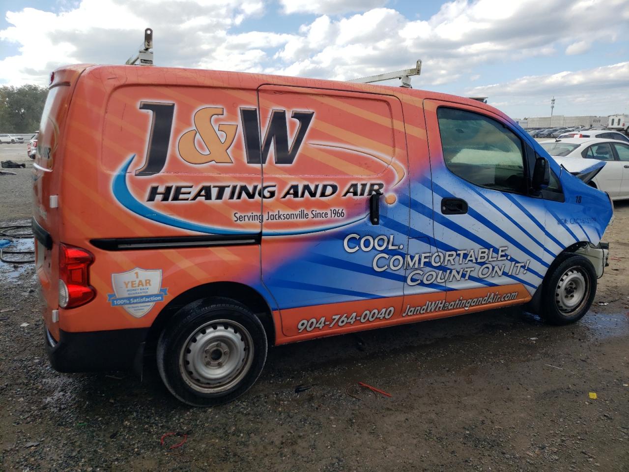 2015 Nissan NV - Image 3