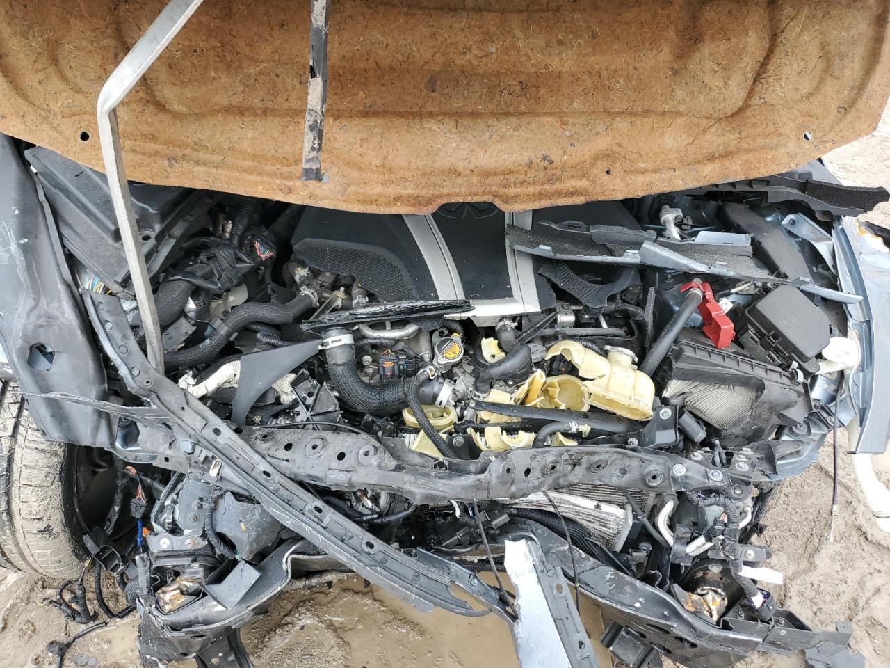 2016 Infiniti Q50 - Image 12