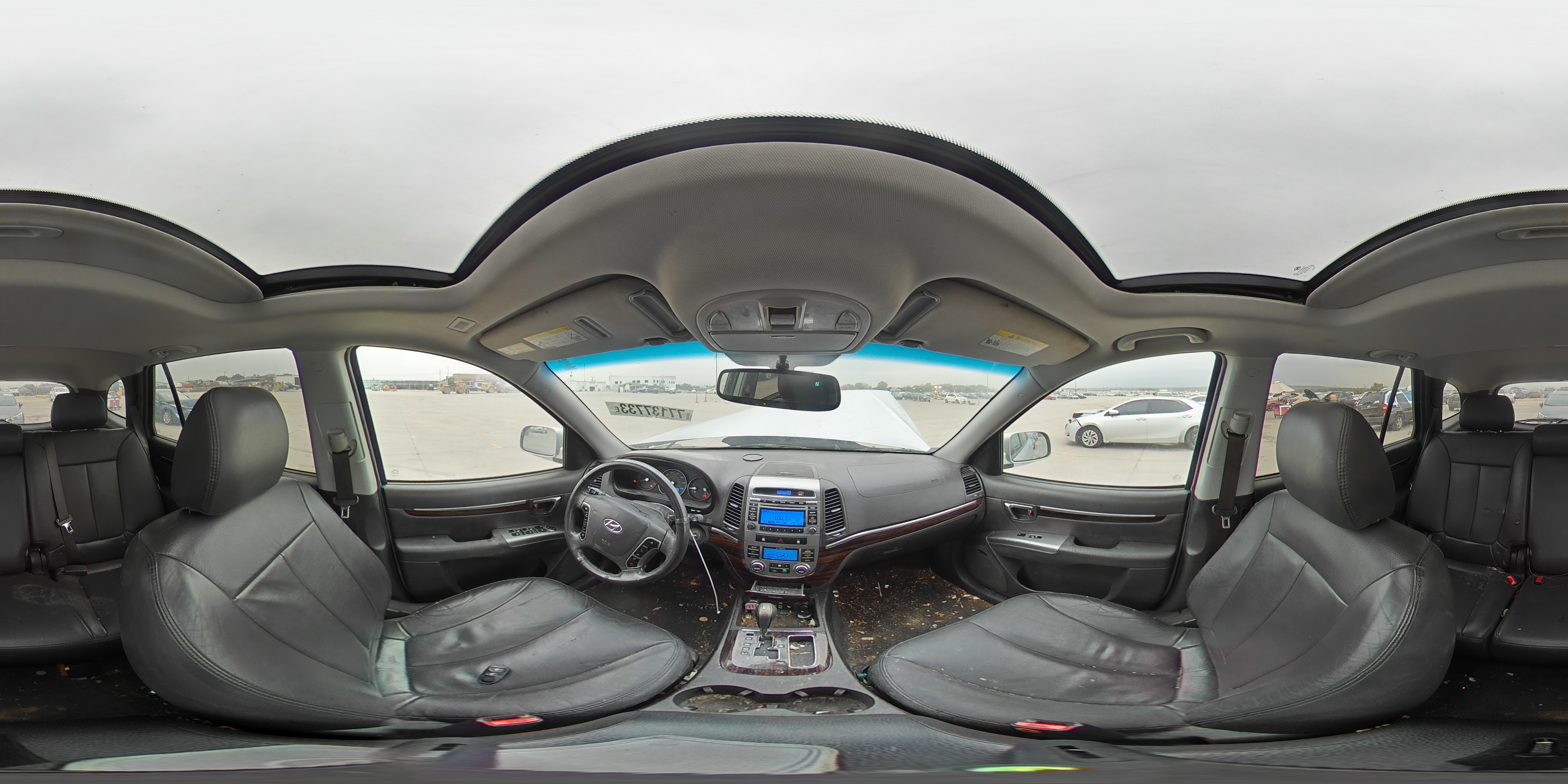 2011 Hyundai Santa Fe - Image 14