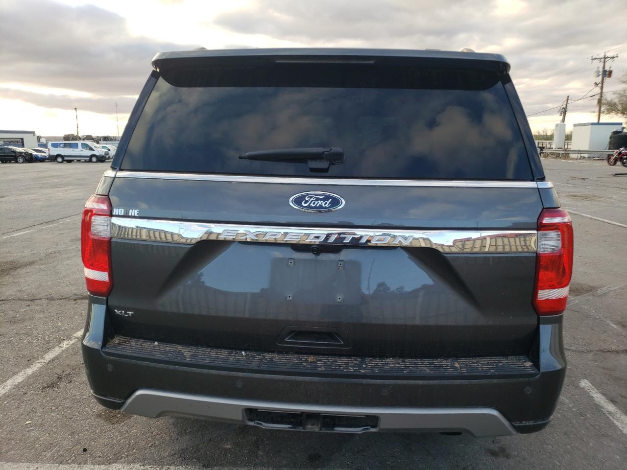 2021 Ford Expedition Xlt VIN: 1FMJU1HT1MEA59012 Lot: 76347443