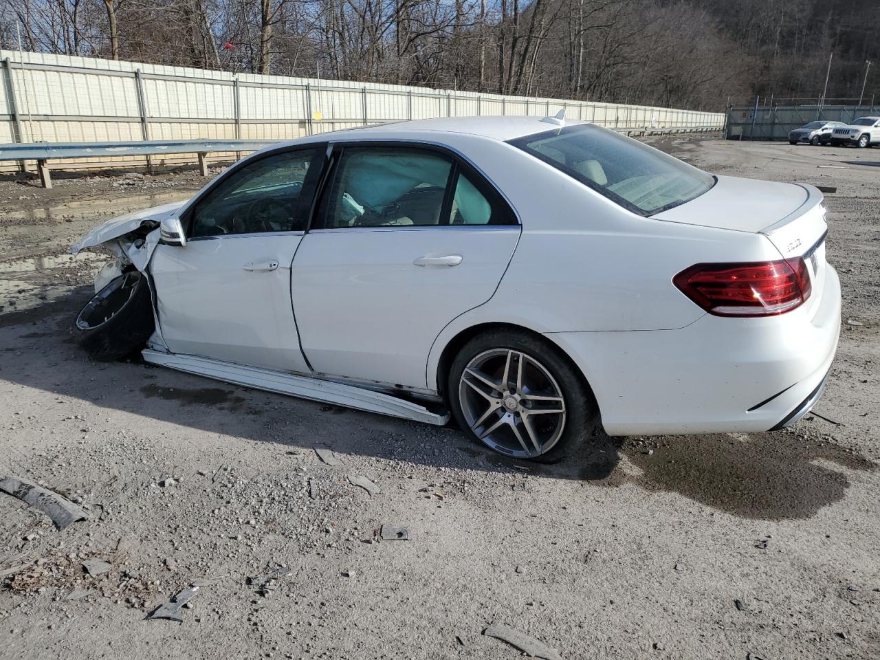 WDDHF8JB7EB022448 2014 Mercedes-Benz E 350 4Matic