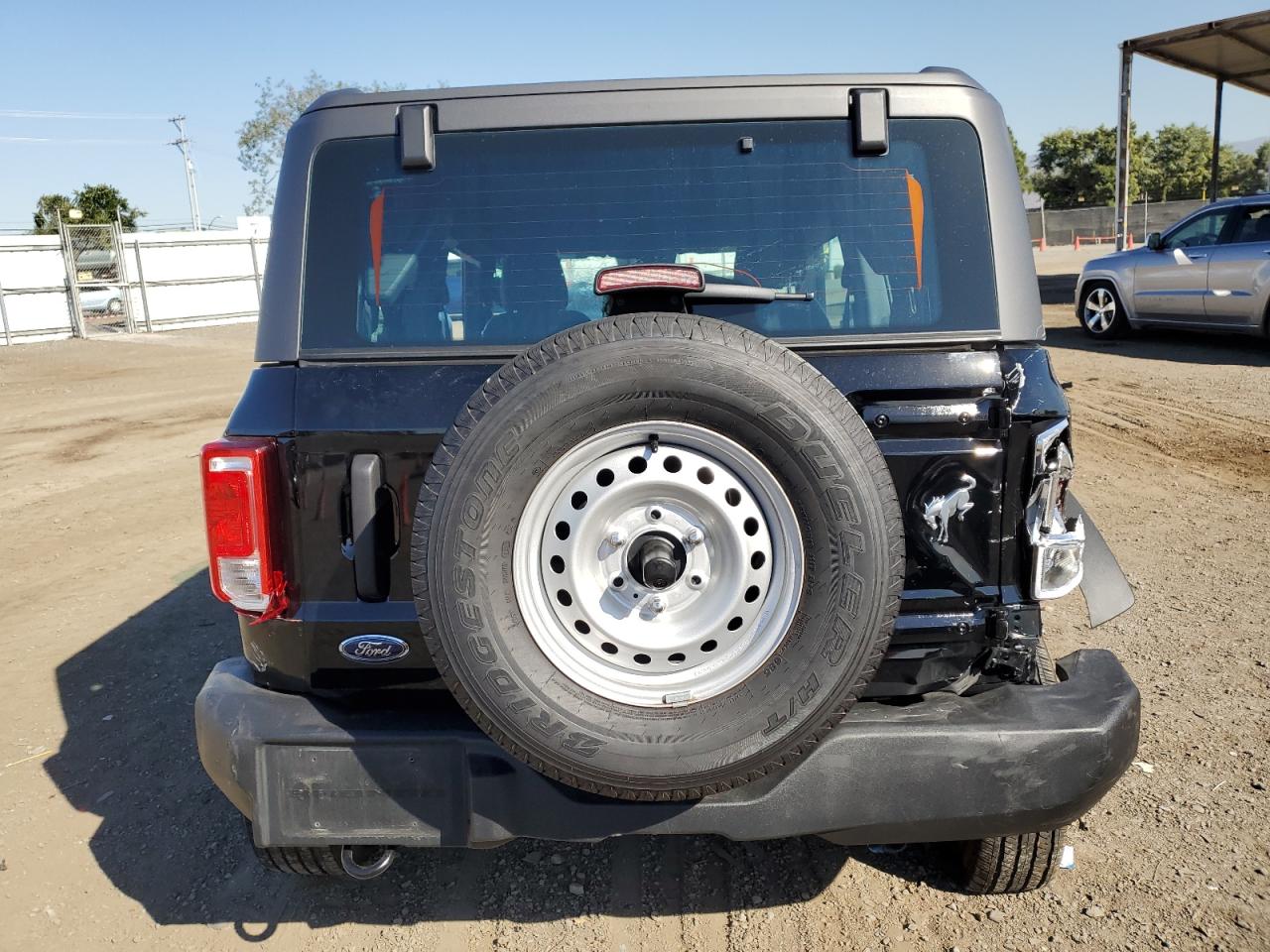 2023 Ford Bronco Base VIN: 1FMDE5AHXPLB25788 Lot: 77944103