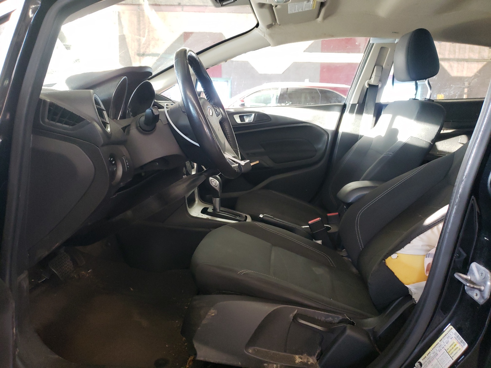 3FADP4BJ5GM159457 2016 Ford Fiesta Se