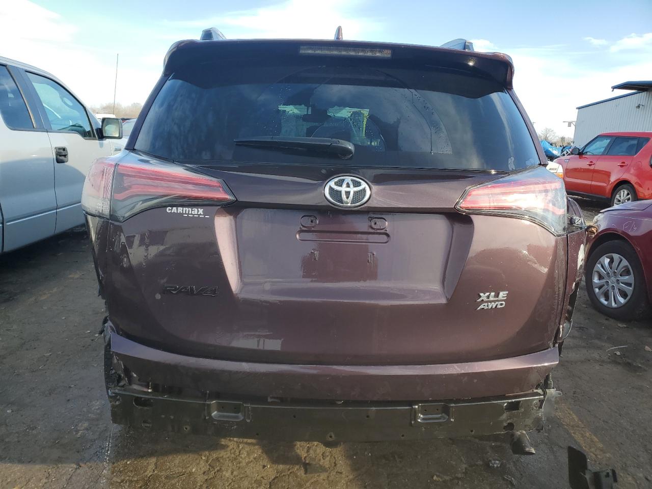 2T3RFREV1JW830580 2018 Toyota Rav4 Adventure