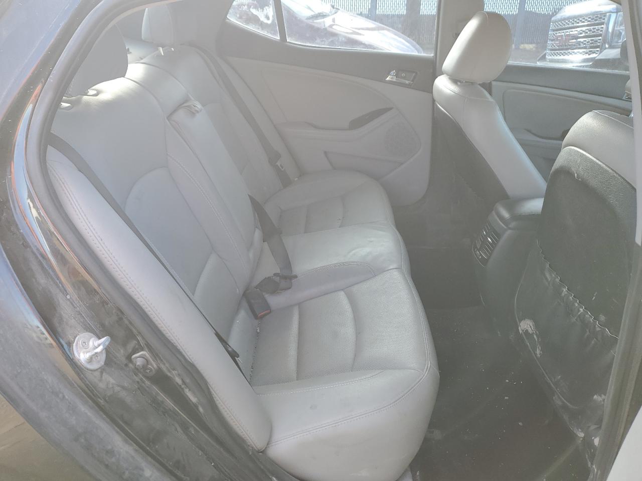2013 Kia Optima - Image 10