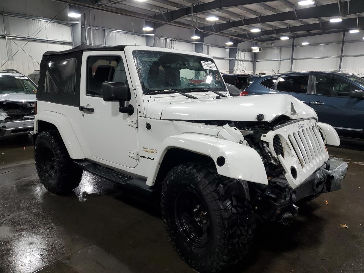 VIN 1C4AJWBG1DL560984 2013 JEEP WRANGLER no.4