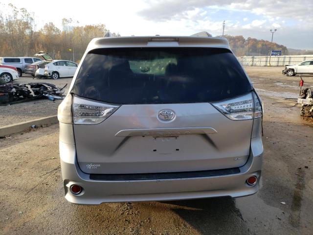  TOYOTA SIENNA 2015 Серебристый