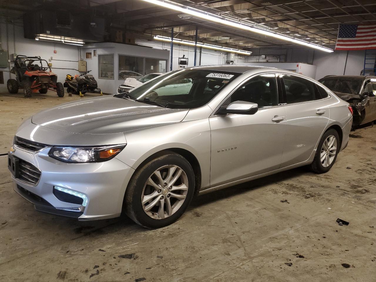 2017 Chevrolet Malibu Lt للبيع في Dyer، IN - Front End