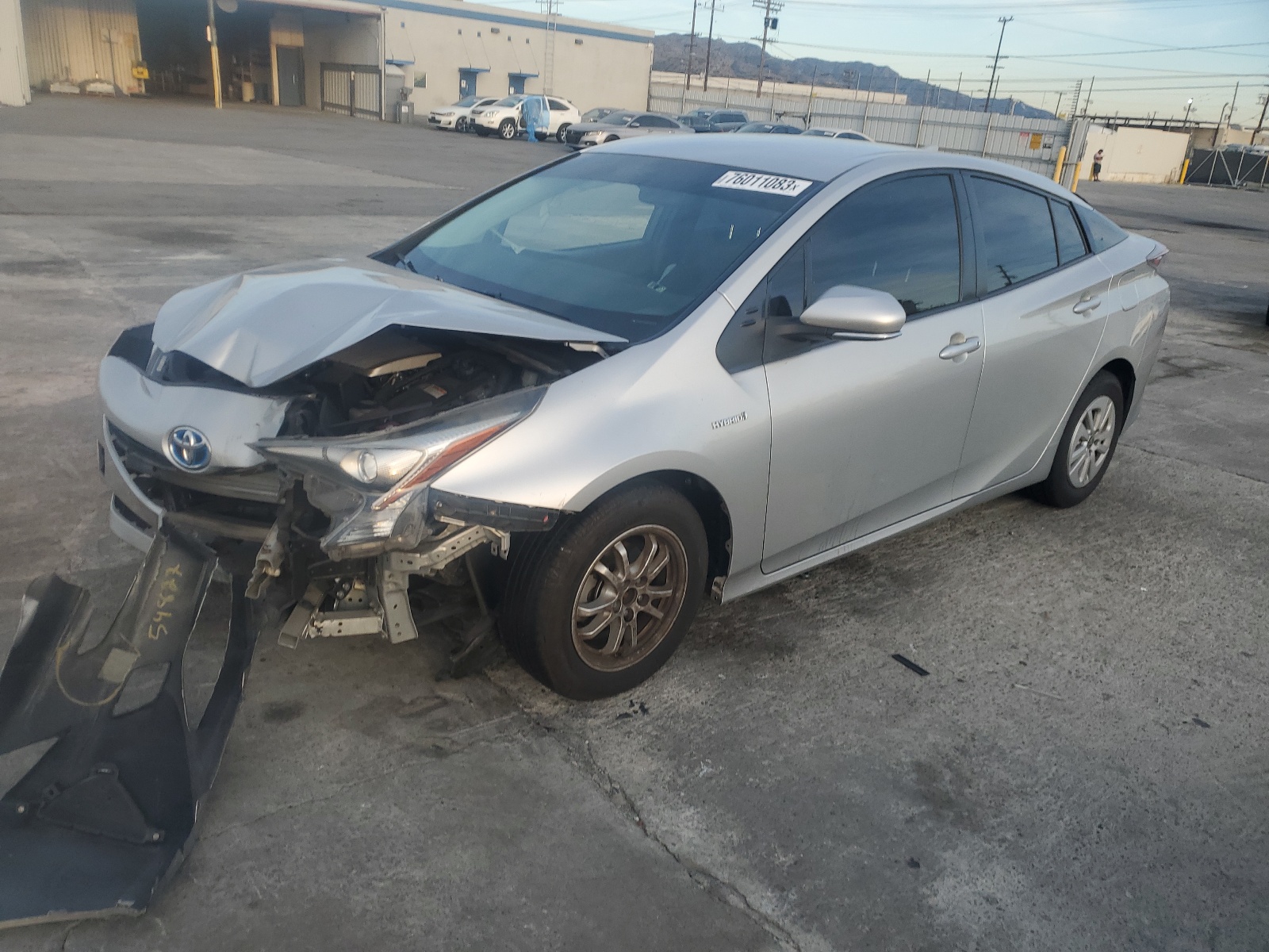 2016 Toyota Prius vin: JTDKBRFU4G3018219