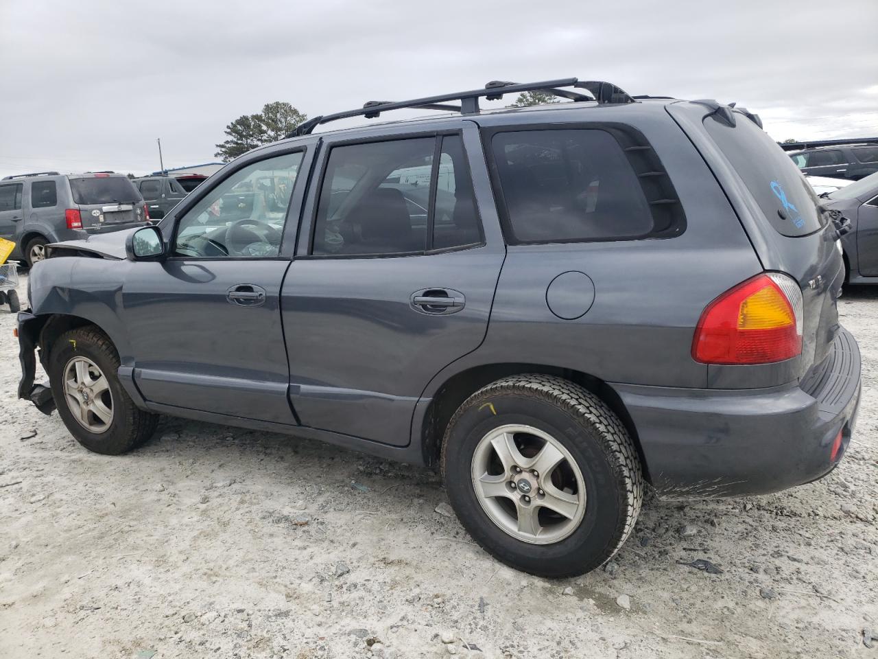 2003 Hyundai Santa Fe - Image 2
