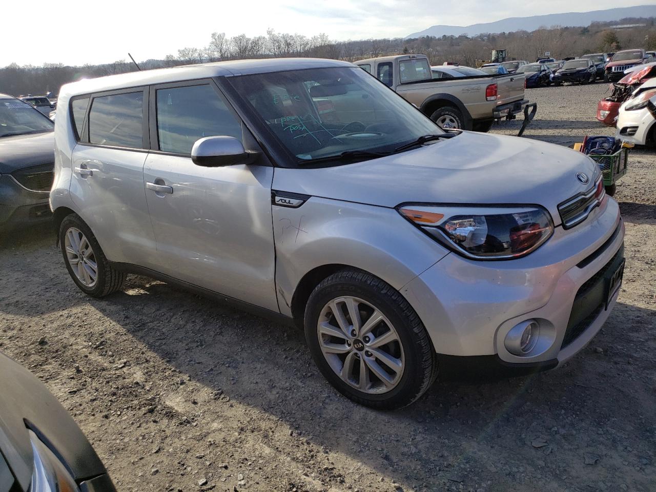 2019 Kia Soul + VIN: KNDJP3A52K7682269 Lot: 75950763