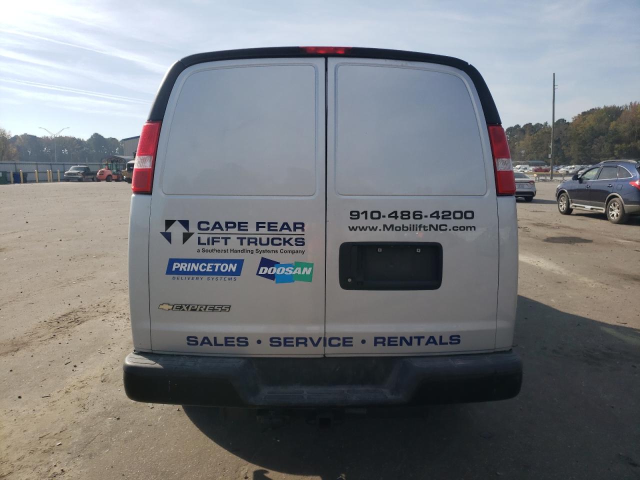 2021 Chevrolet Express G2500 VIN: 1GCWGAFP7M1302420 Lot: 75222793