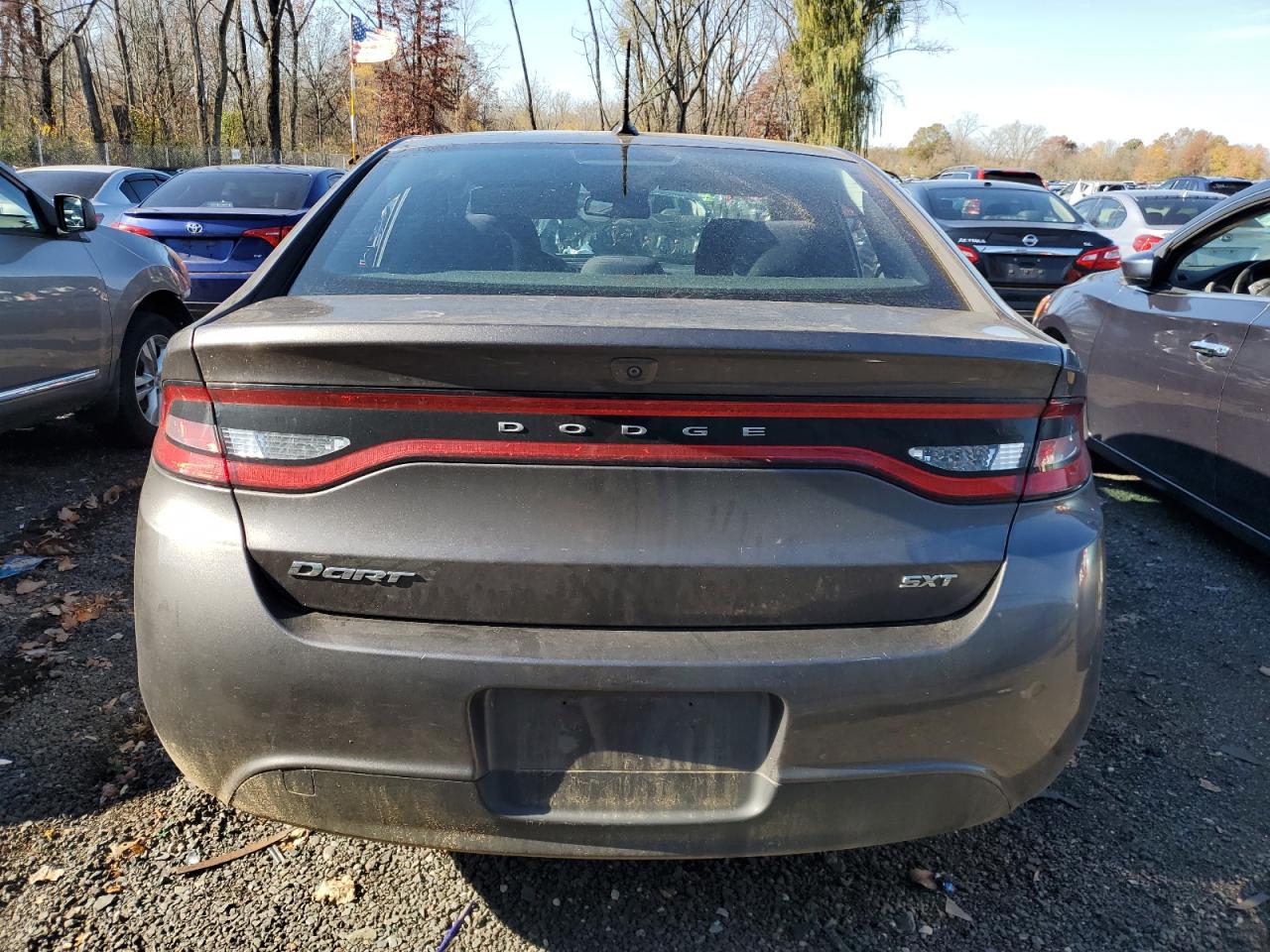 1C3CDFBB2FD267505 2015 Dodge Dart Sxt