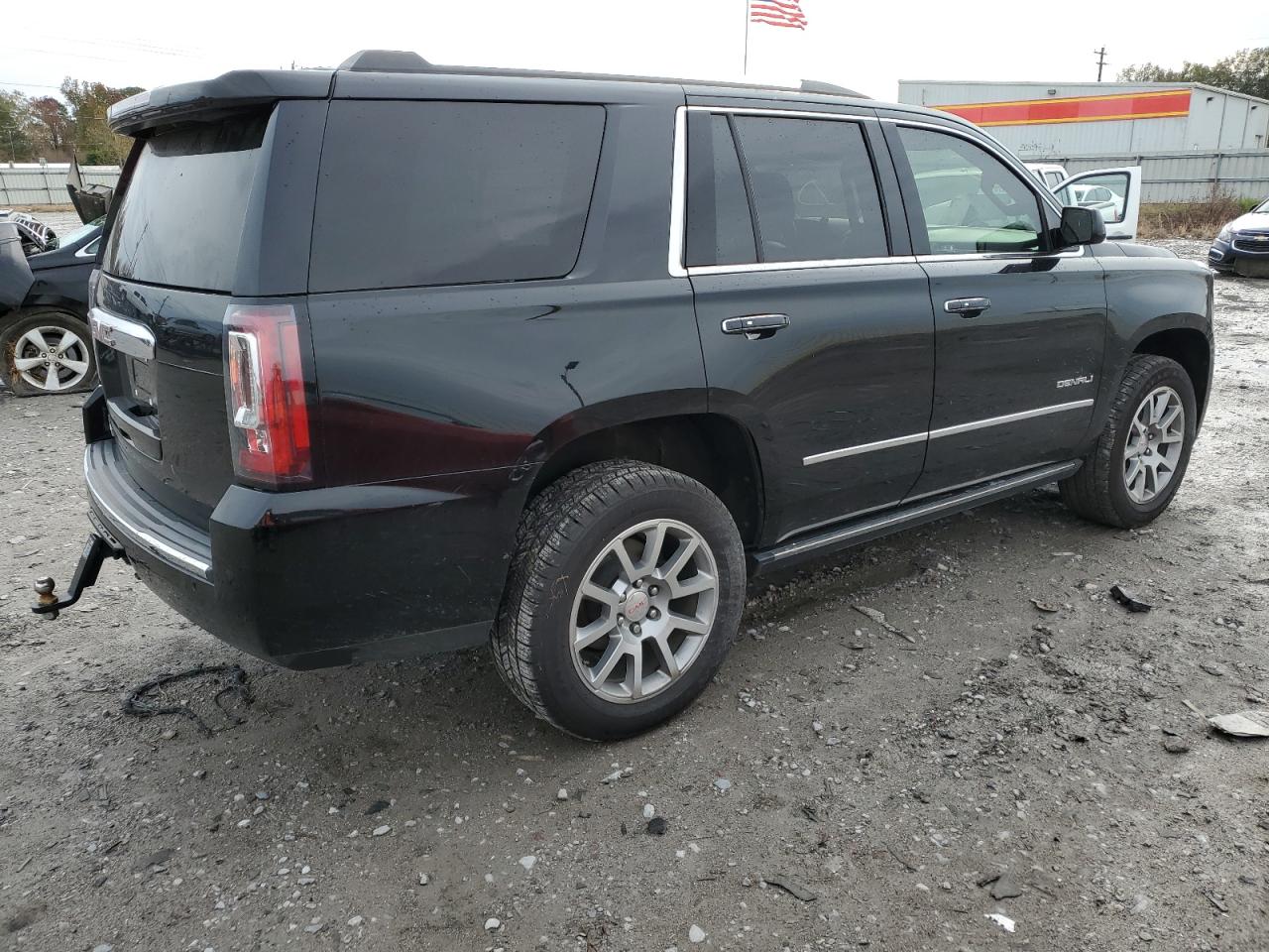 2019 GMC Yukon Denali VIN: 1GKS2CKJXLR117258 Lot: 76677203