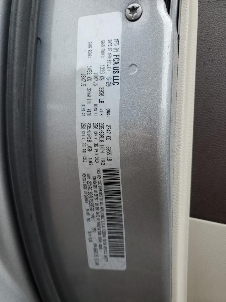 2020 Chrysler Pacifica - Image 14