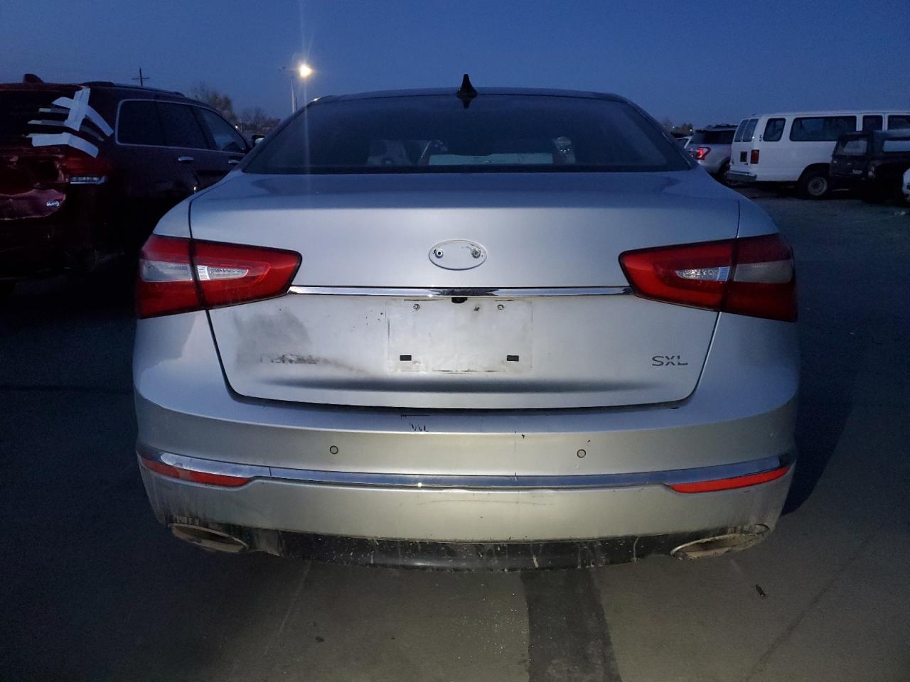 KNALN4D7XG5212654 2016 Kia Cadenza Luxury