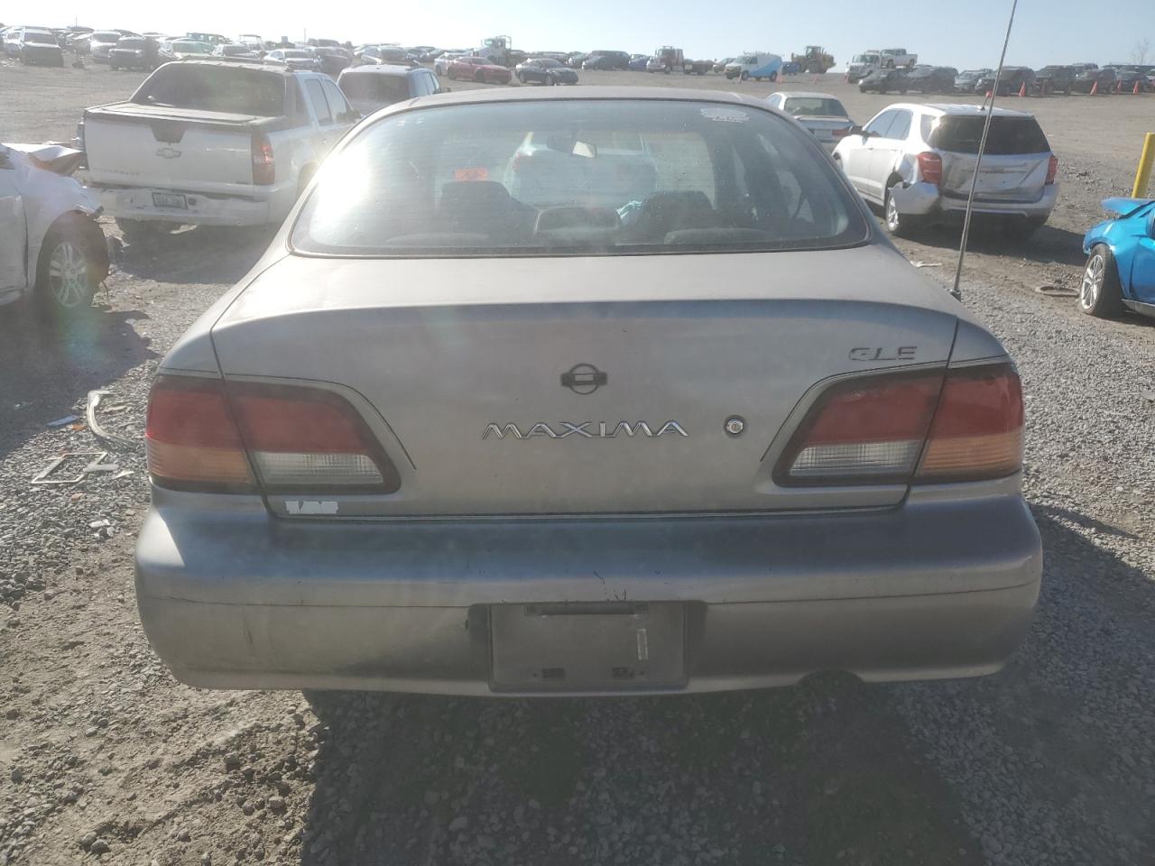 1998 Nissan Maxima Gle VIN: JN1CA21A4WT306237 Lot: 74176413