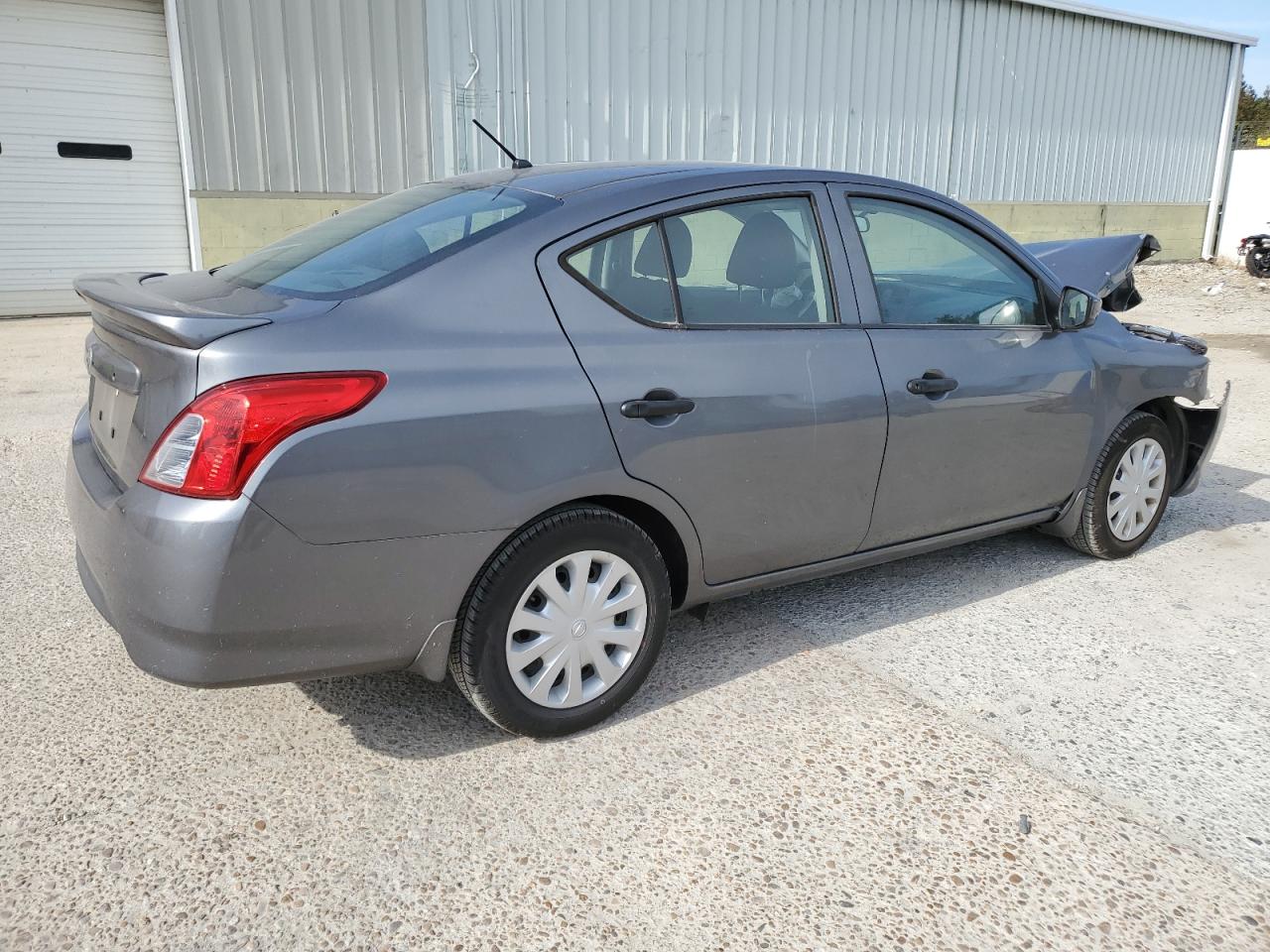 2018 Nissan Versa S VIN: 3N1CN7AP7JL862173 Lot: 75592473