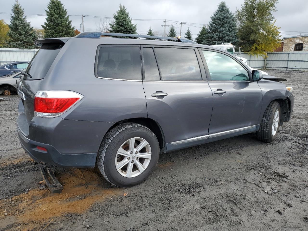 2012 Toyota Highlander Base VIN: 5TDBK3EH7CS119698 Lot: 74111713