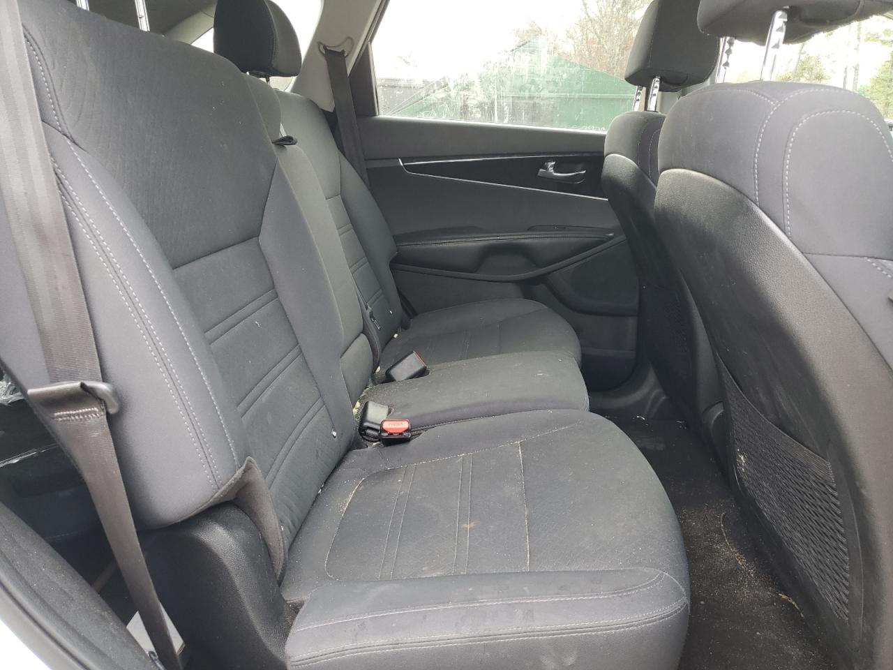2018 Kia Sorento - Image 11