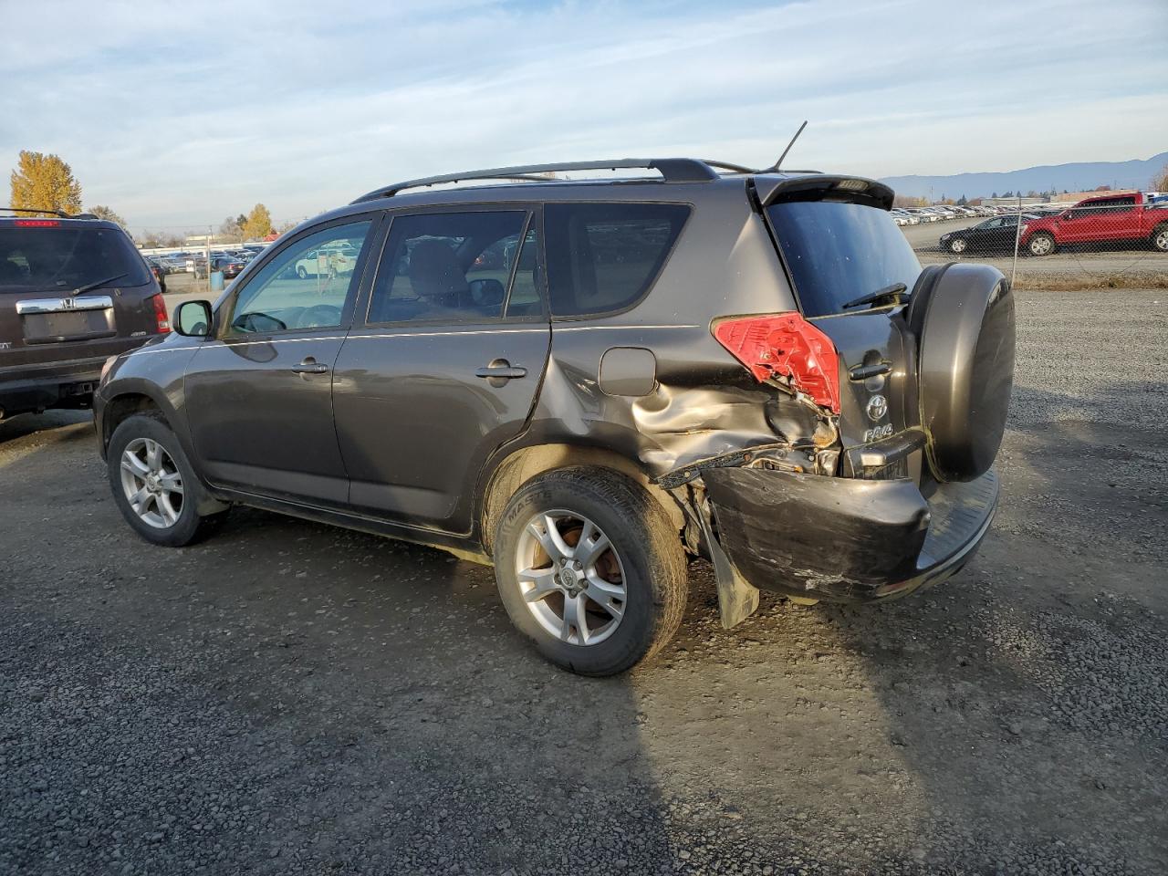 2011 Toyota RAV 4 - Image 2