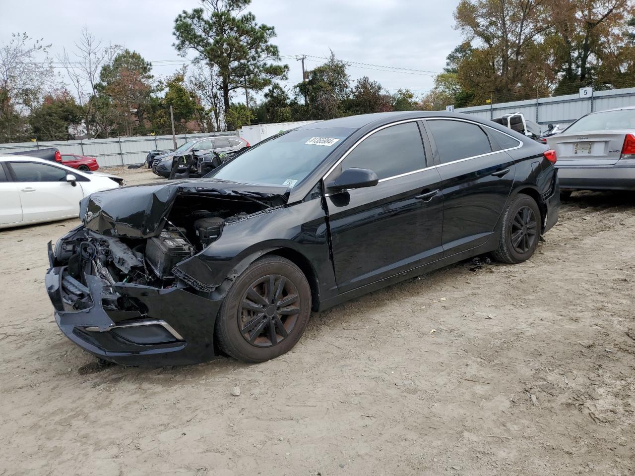 5NPE24AF9HH477860 2017 HYUNDAI SONATA - Image 1