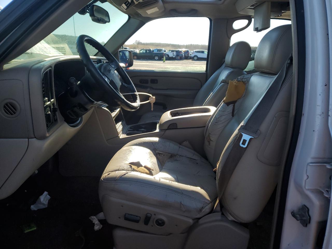 2005 GMC Yukon - Image 7