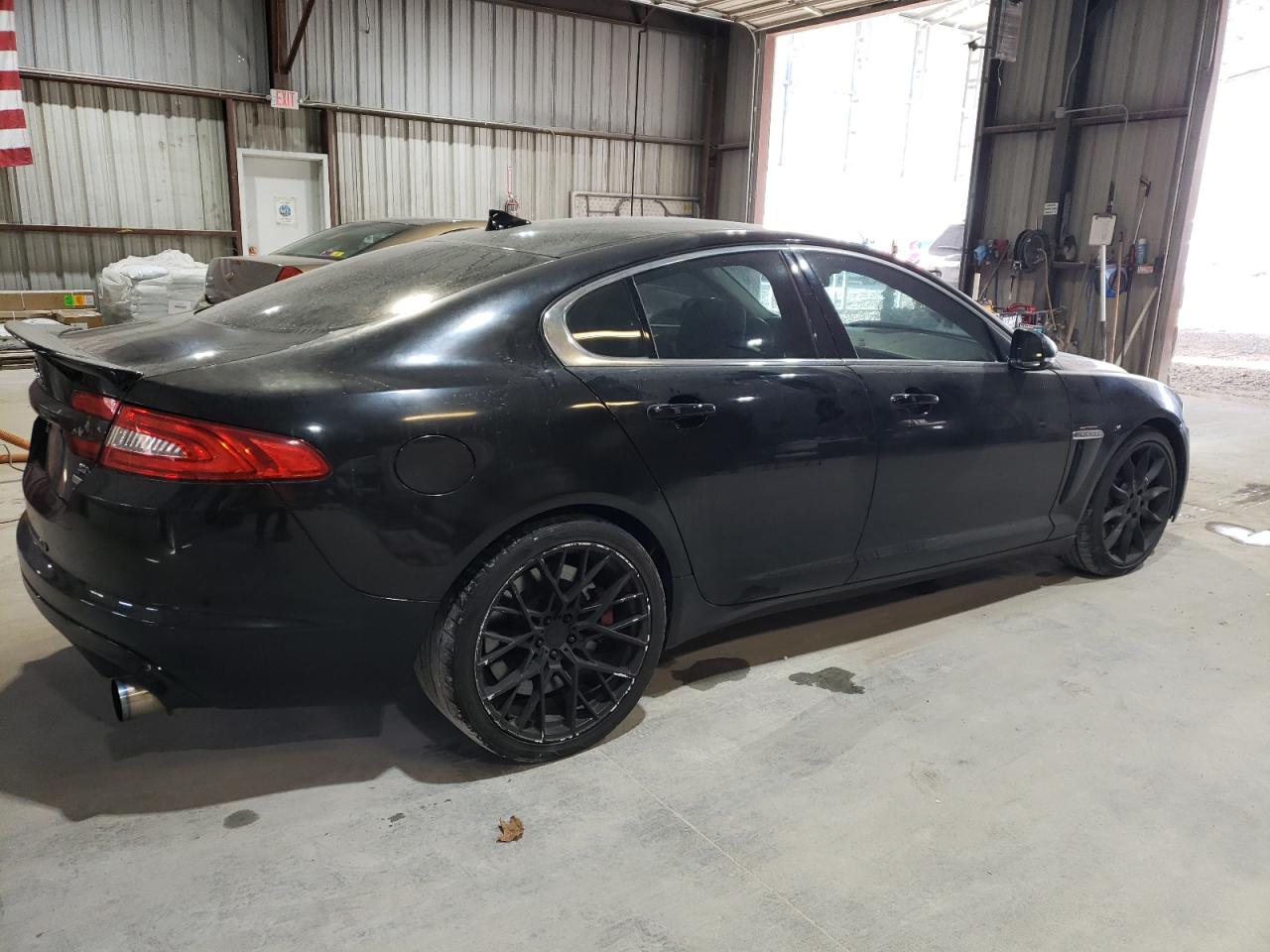 2013 Jaguar XF - Image 3